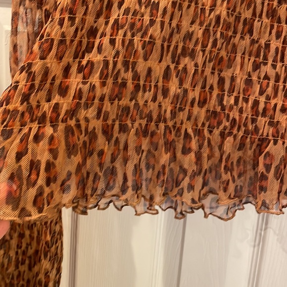 Hello there Free people leopard top - Picture 5 of 7